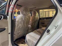 نيسان سيلفي